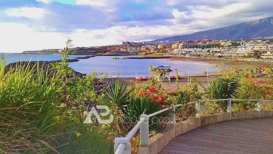 1 chambre Appartement à vendre à Adeje avec piscine - 235 000 € (Ref: 10029631)