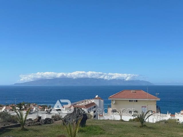 3 makuuhuone Huvila myytävänä paikassa Puerto Santiago, Santiago del Teide mukana uima-altaan 
autotalli - 1 080 000 € (Ref: 10029634)