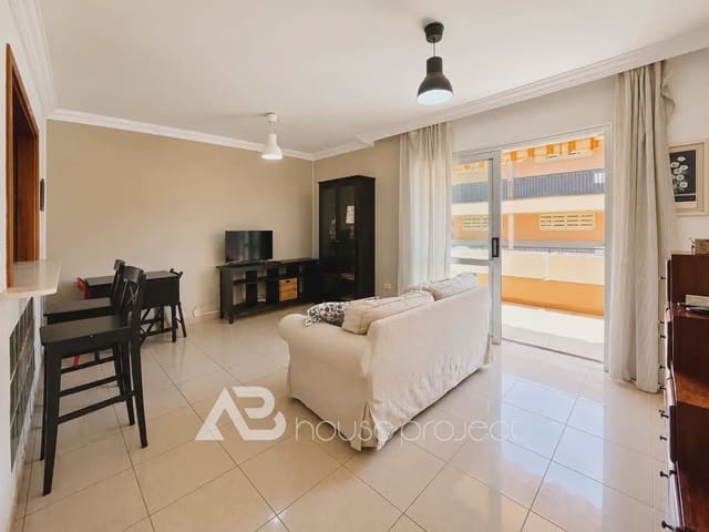 1 makuuhuone Asunto myytävänä paikassa Los Cristianos, Arona mukana uima-altaan 
autotalli - 273 000 € (Ref: 10029635)