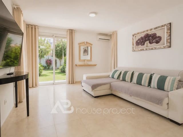 4 soverom Villa til salgs i Playa de las Américas, Adeje med garasje - € 1 250 000 (Ref: 10029636)