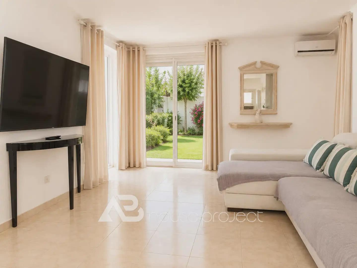 4 quarto Moradia para venda em Adeje com garagem - 1 250 000 € (Ref: 10029636)