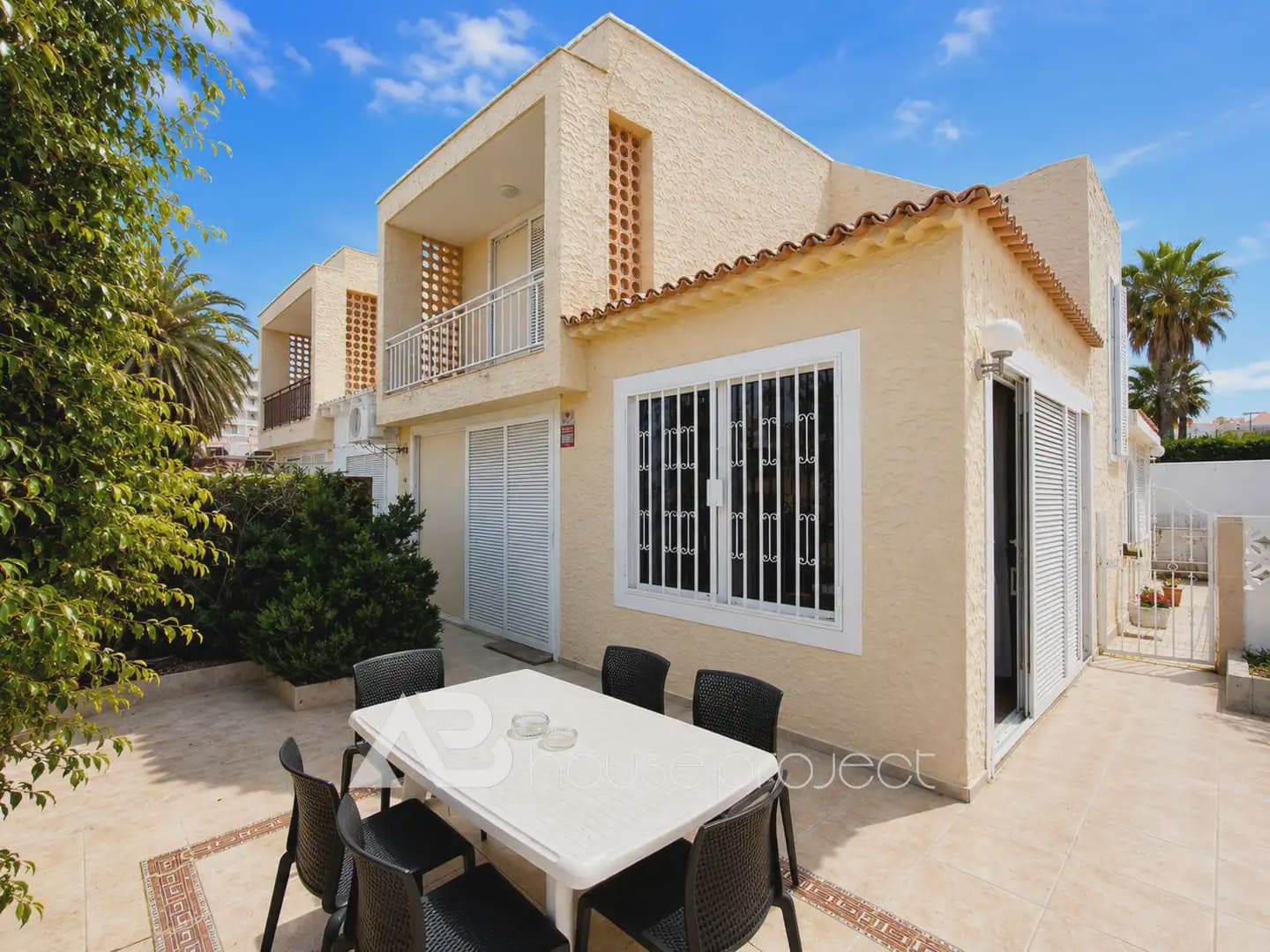 4 quarto Moradia para venda em Adeje com garagem - 1 250 000 € (Ref: 10029636)