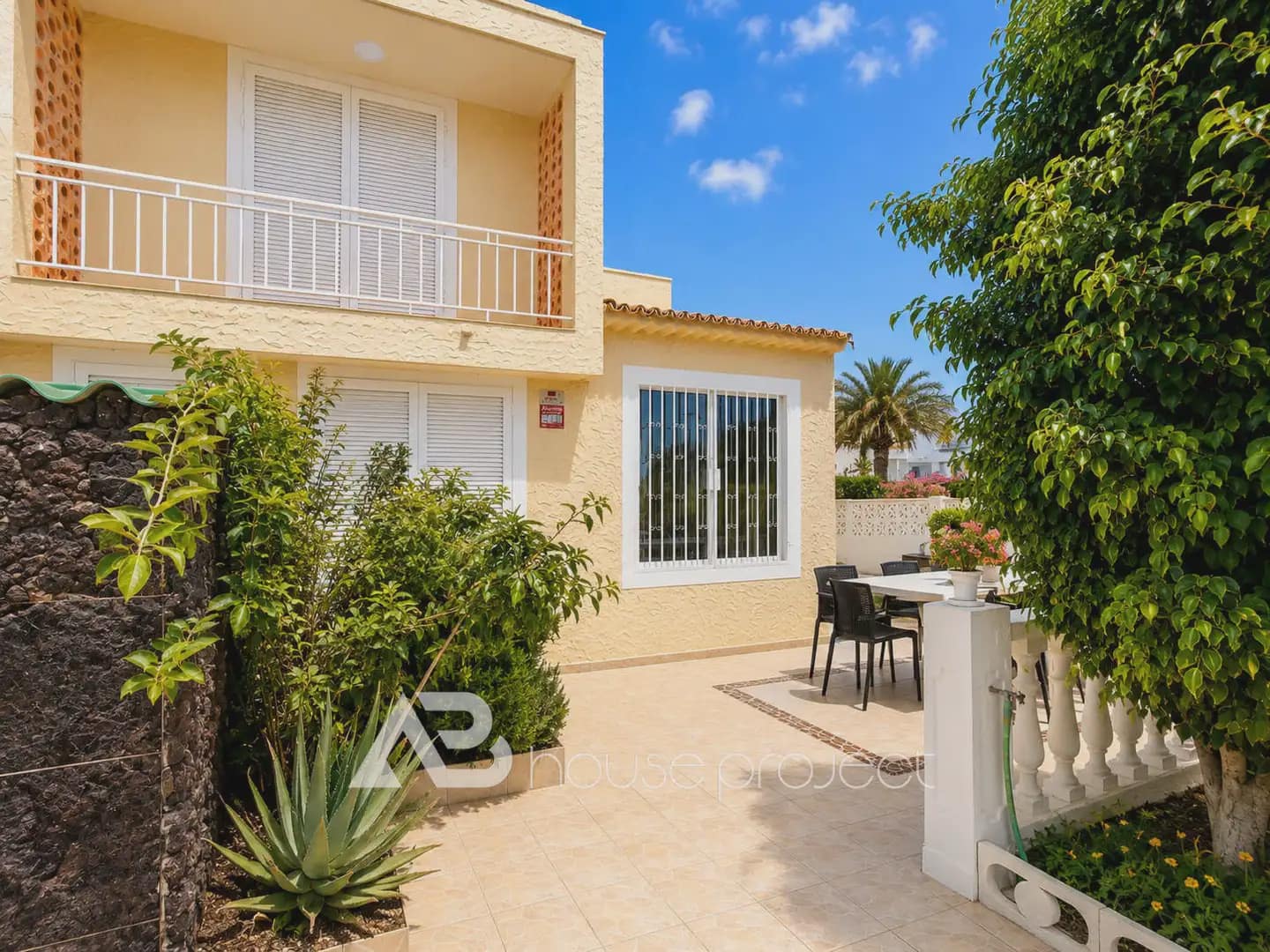 4 quarto Moradia para venda em Adeje com garagem - 1 250 000 € (Ref: 10029636)