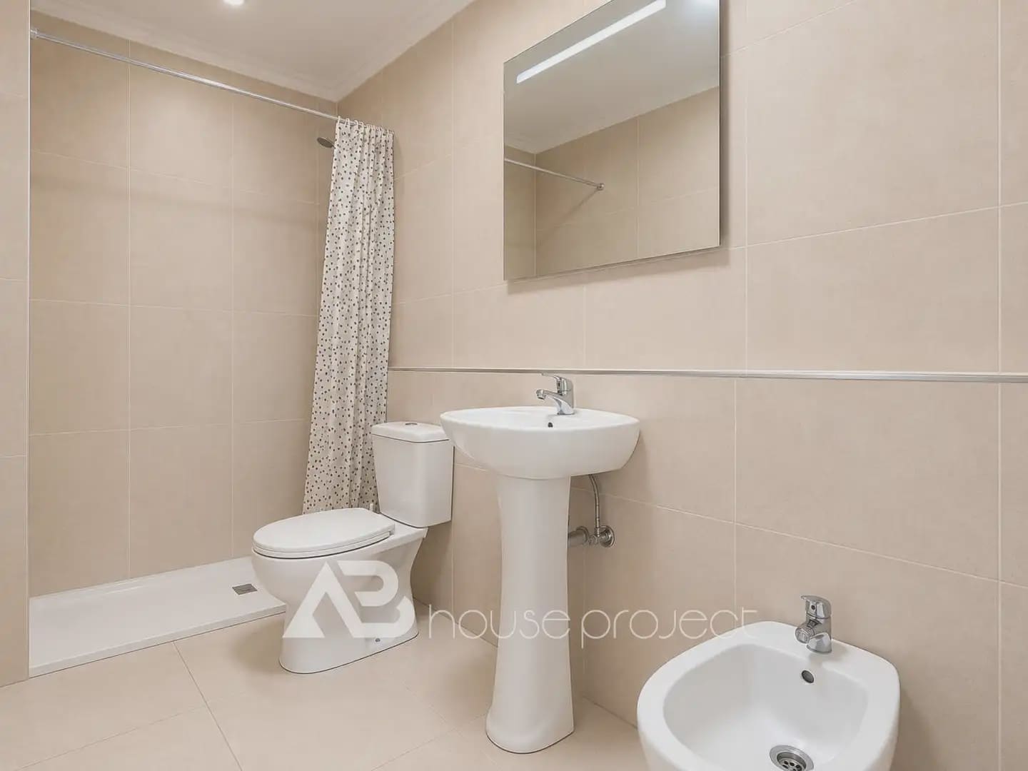 4 quarto Moradia para venda em Adeje com garagem - 1 250 000 € (Ref: 10029636)