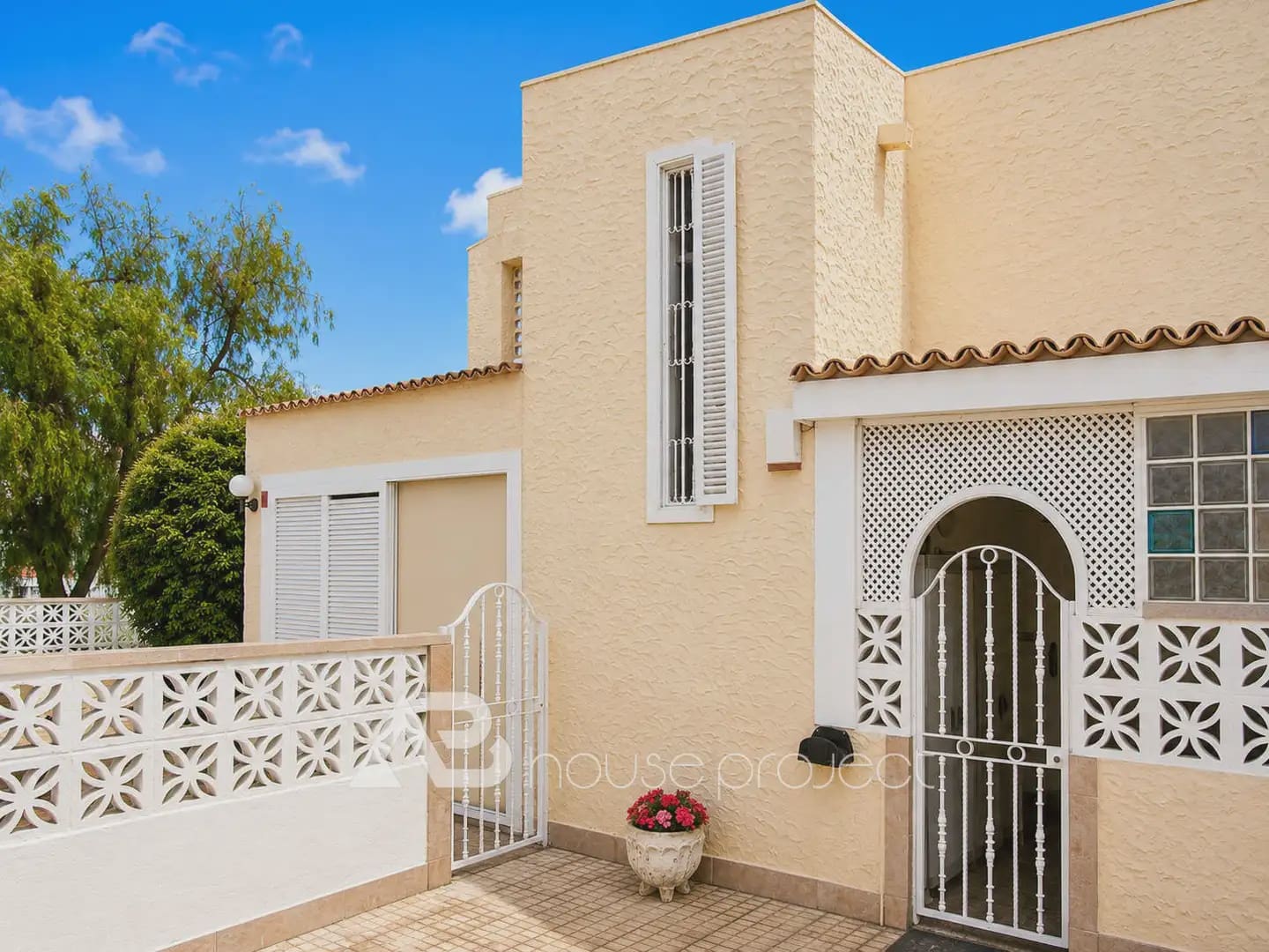 4 quarto Moradia para venda em Adeje com garagem - 1 250 000 € (Ref: 10029636)