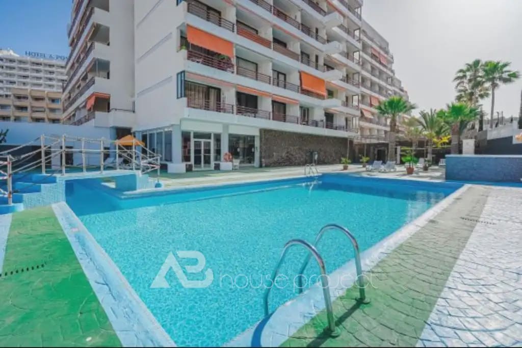 Studio zu verkaufen in Adeje mit Pool - 240.000 € (Ref: 10029637)