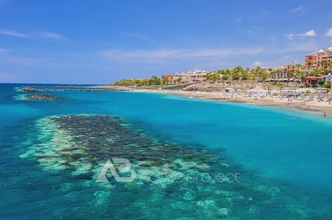Studio zu verkaufen in Adeje mit Pool - 240.000 € (Ref: 10029637)
