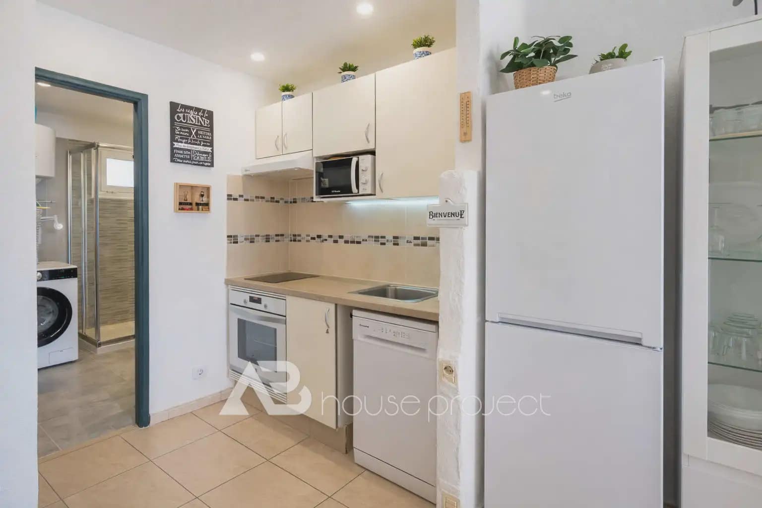 Studio na sprzedaż w Adeje z basenem - 229 000 € (Ref: 10029638)