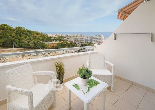 2 makuuhuone Asunto myytävänä paikassa San Eugenio Alto, Adeje mukana uima-altaan - 399 000 € (Ref: 10029640)