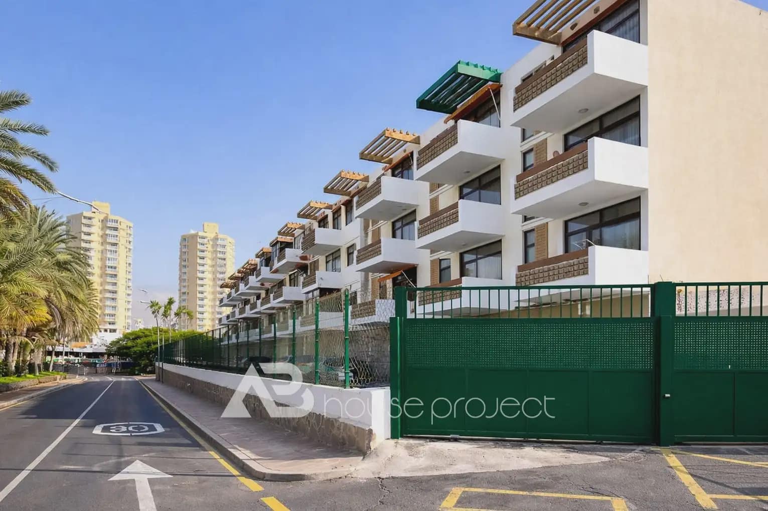 2 chambre Appartement à vendre à Arona avec piscine garage - 399 000 € (Ref: 10029641)