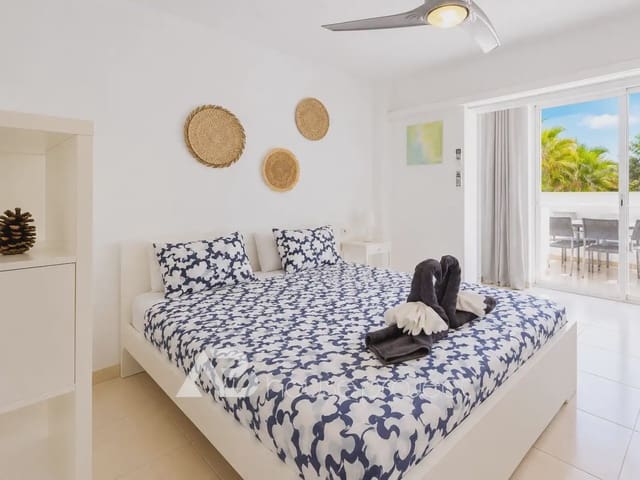 Studio till salu i Playa de las Americas, Arona med pool - 249 000 € (Ref: 10029642)