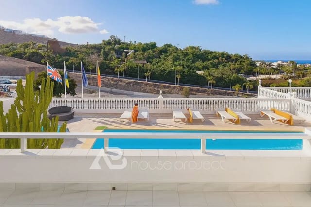 Studio na sprzedaż w San Eugenio Alto, Adeje z basenem - 194 000 € (Ref: 10029643)
