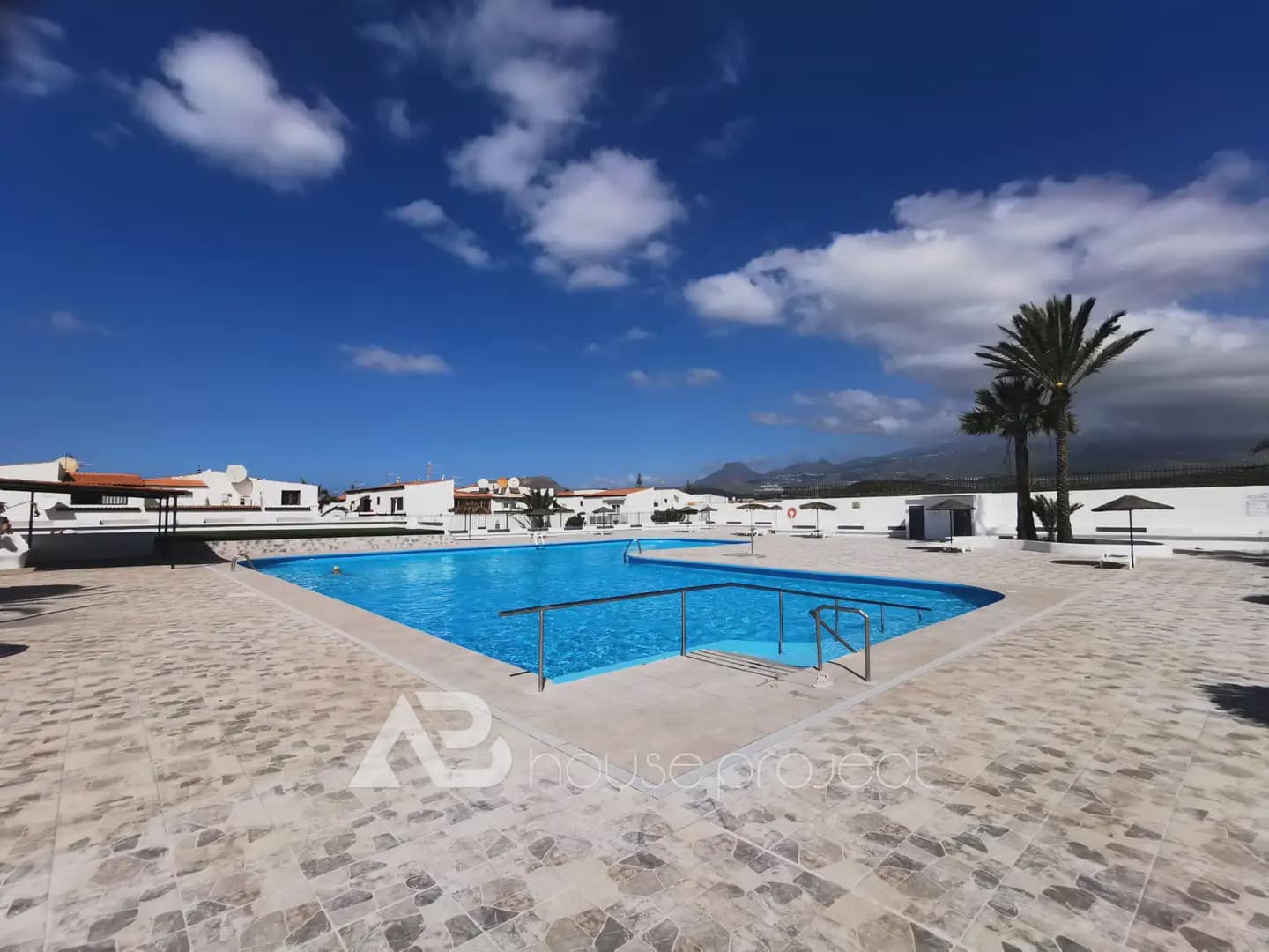1 soverom Leilighet til salgs i Arona med svømmebasseng - € 189 000 (Ref: 10042434)