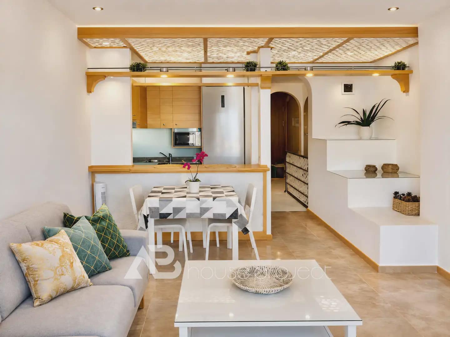 Apartamento de 2 habitaciones en Adeje en venta con piscina garaje - 450.000 € (Ref: 10046646)