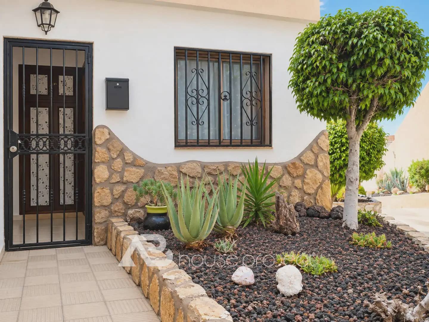 Piso de 1 habitación en Adeje en alquiler con piscina - 1.100 € (Ref: 10057274)