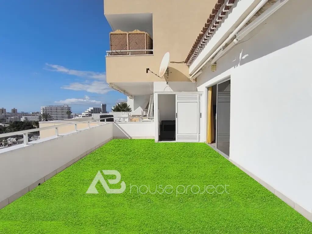 1 sovrum Lägenhet till salu i Adeje med pool - 279 000 € (Ref: 10076891)