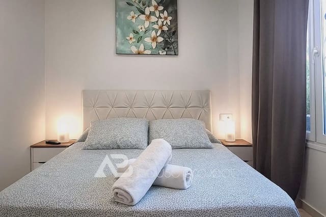 3 sovrum Bungalow till salu i Playa de las Americas, Arona med pool - 450 000 € (Ref: 10084923)