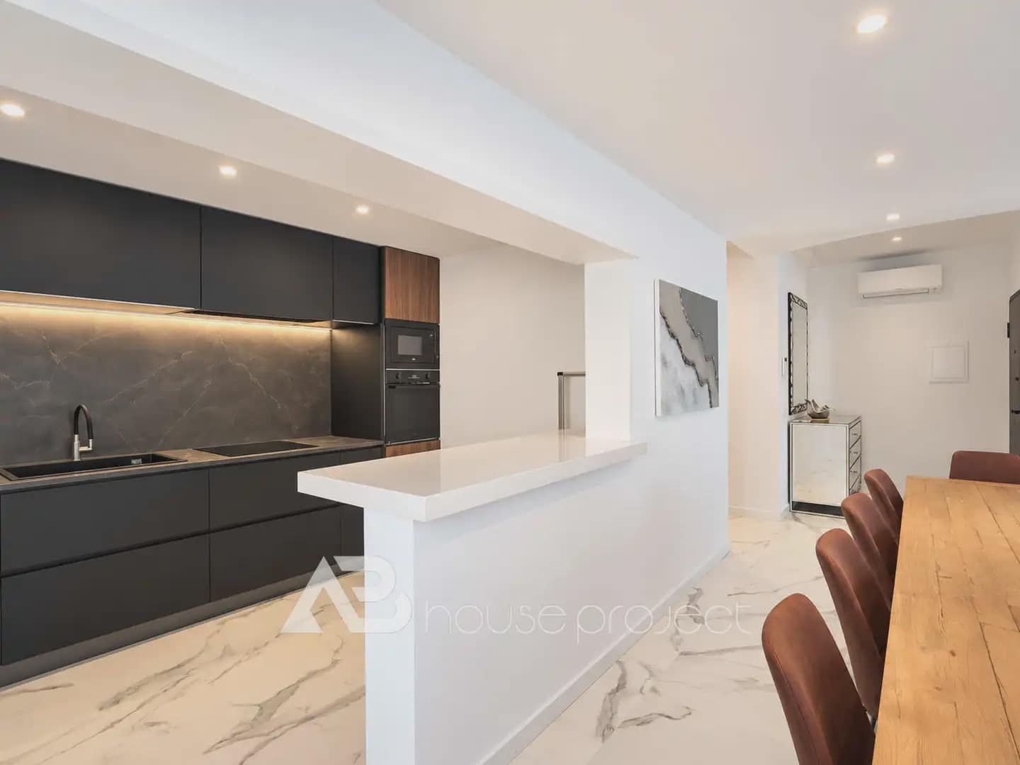 3 Zimmer Villa zu verkaufen in Adeje mit Pool Garage - 1.490.000 € (Ref: 10153239)