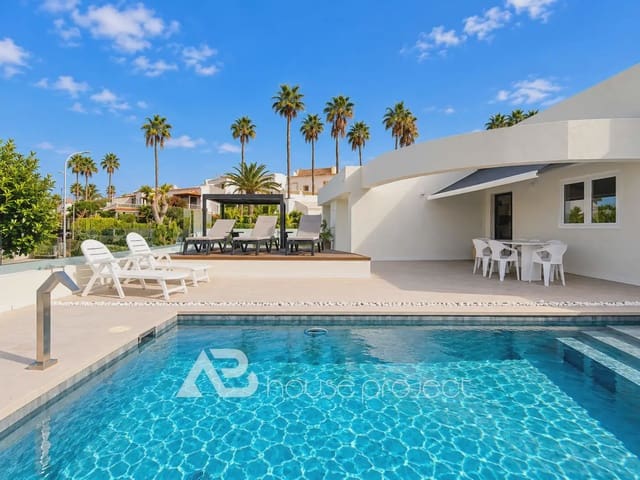 3 Zimmer Villa zu verkaufen in San Eugenio Alto, Adeje mit Pool Garage - 1.490.000 € (Ref: 10153239)