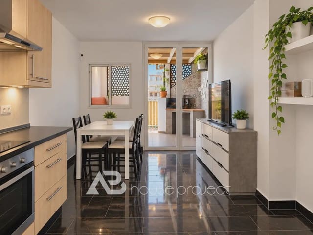 2 soverom Penthouse til salgs i Las Galletas, Arona - € 299 000 (Ref: 10156223)
