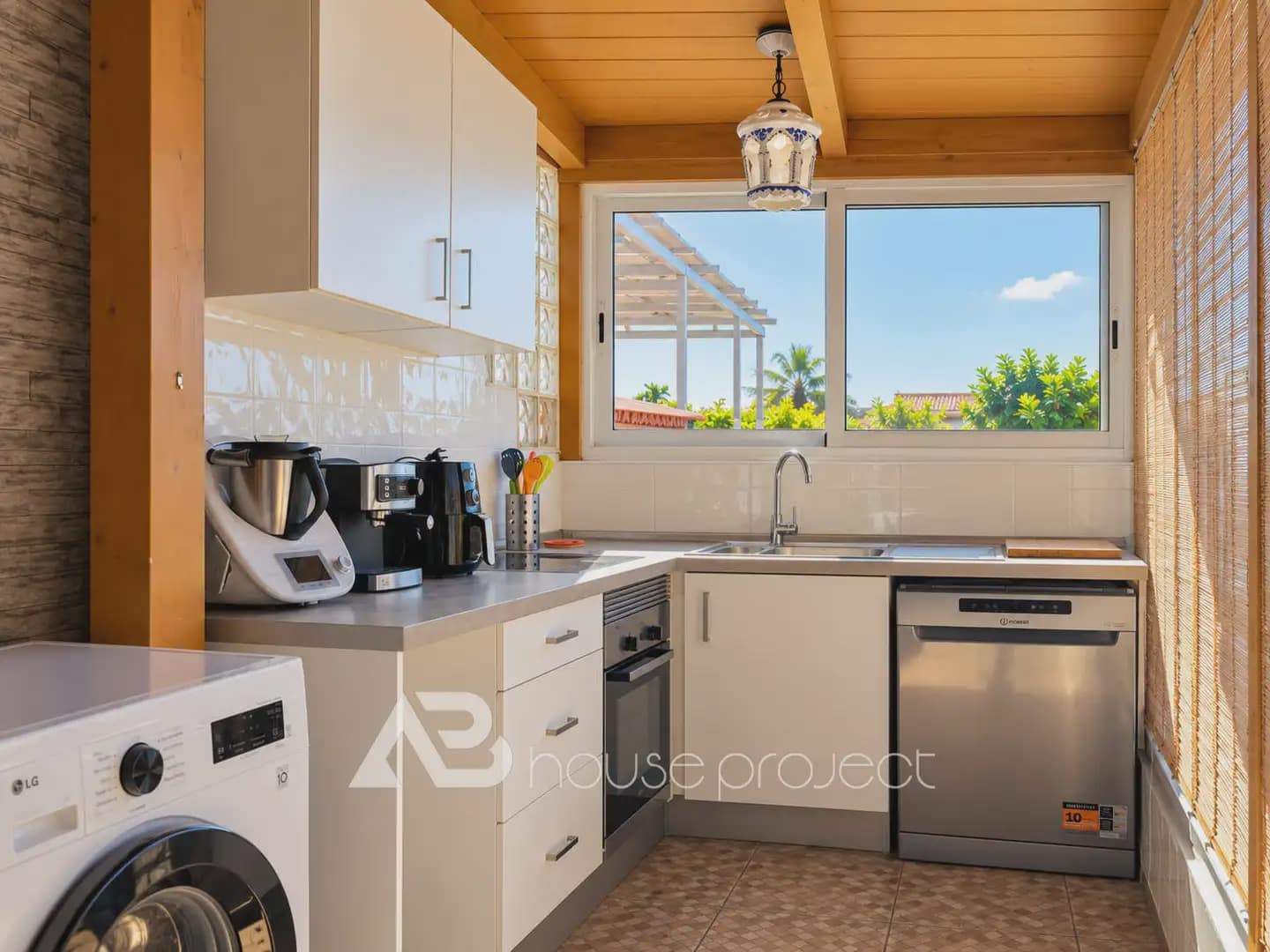 2 soverom Leilighet til salgs i San Miguel de Abona med garasje - € 279 000 (Ref: 10175887)