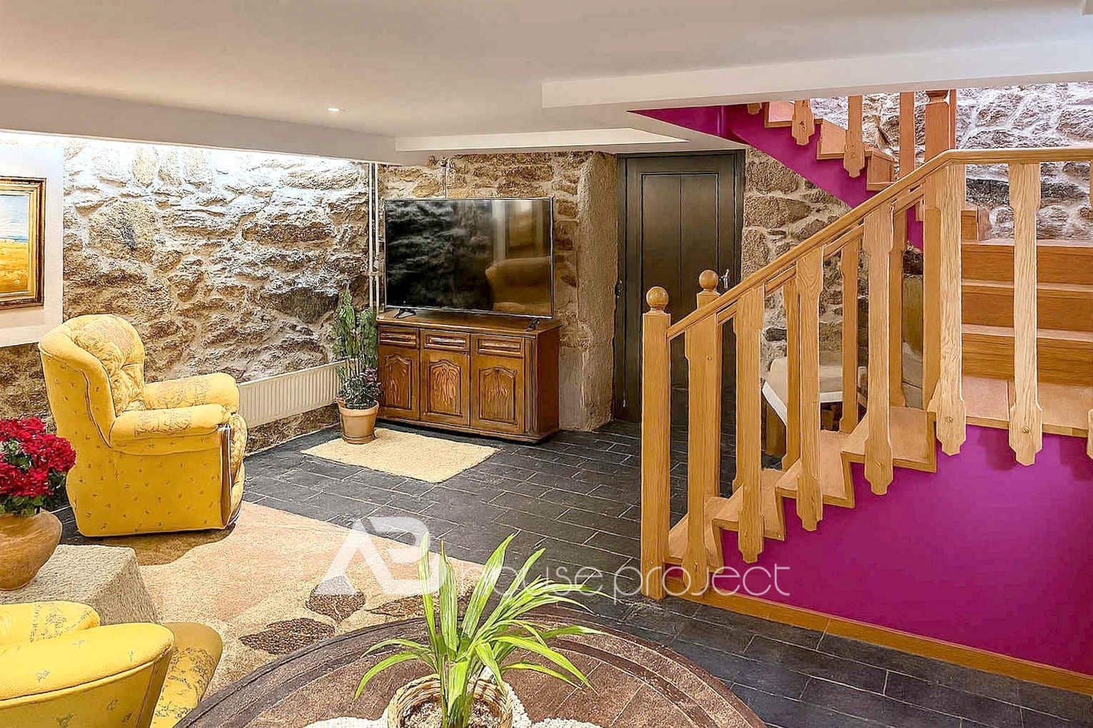 10 sovrum Hotell till salu i Monterroso med garage - 1 275 000 € (Ref: 9357364)