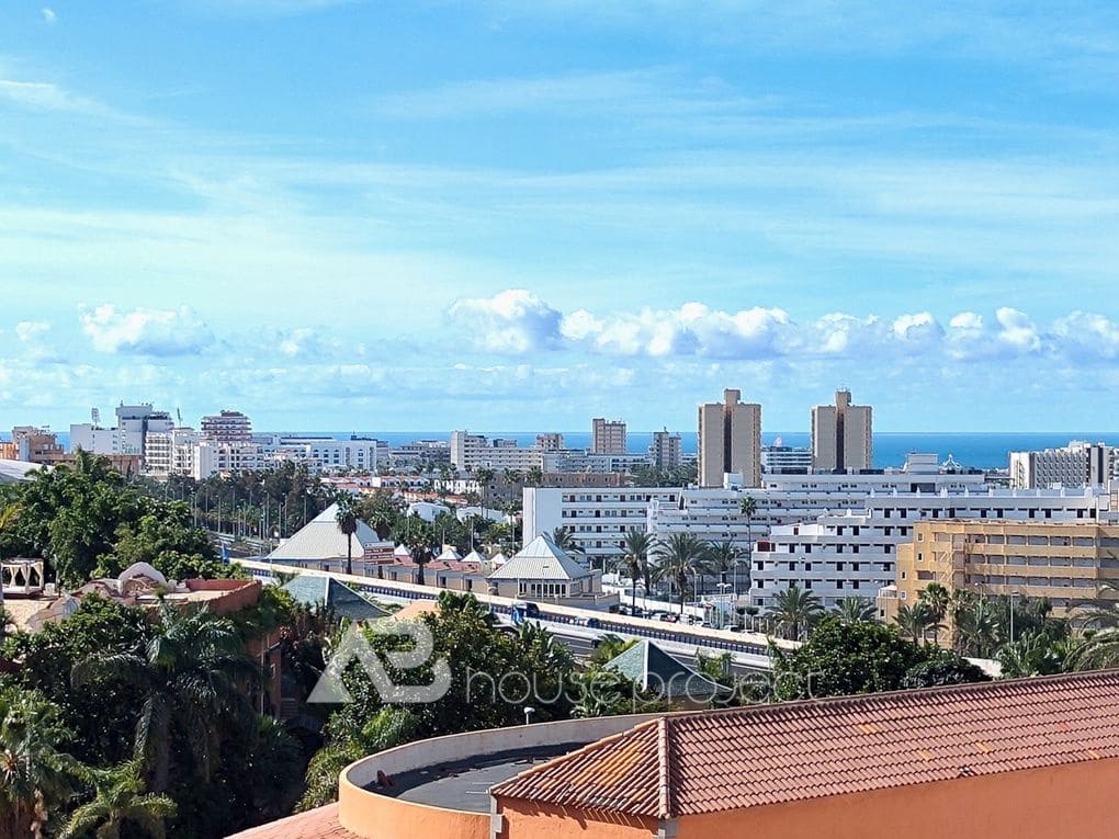 Studio til salg i Adeje med swimmingpool - € 239.000 (Ref: 9357368)