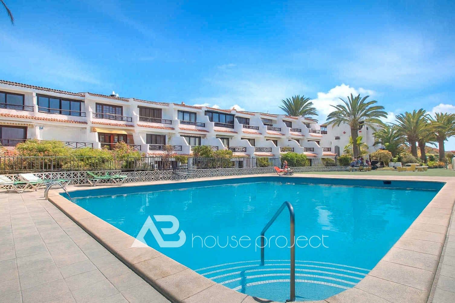 2 sovrum Takvåning till salu i Arona med pool garage - 325 000 € (Ref: 9357372)