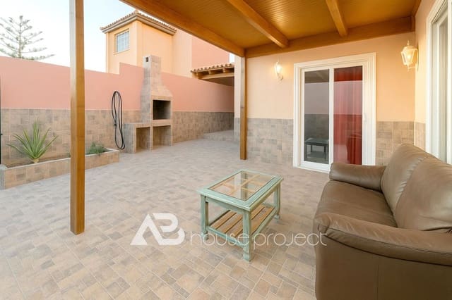 3 makuuhuone Paritalo myytävänä paikassa Arona - 289 000 € (Ref: 9357373)