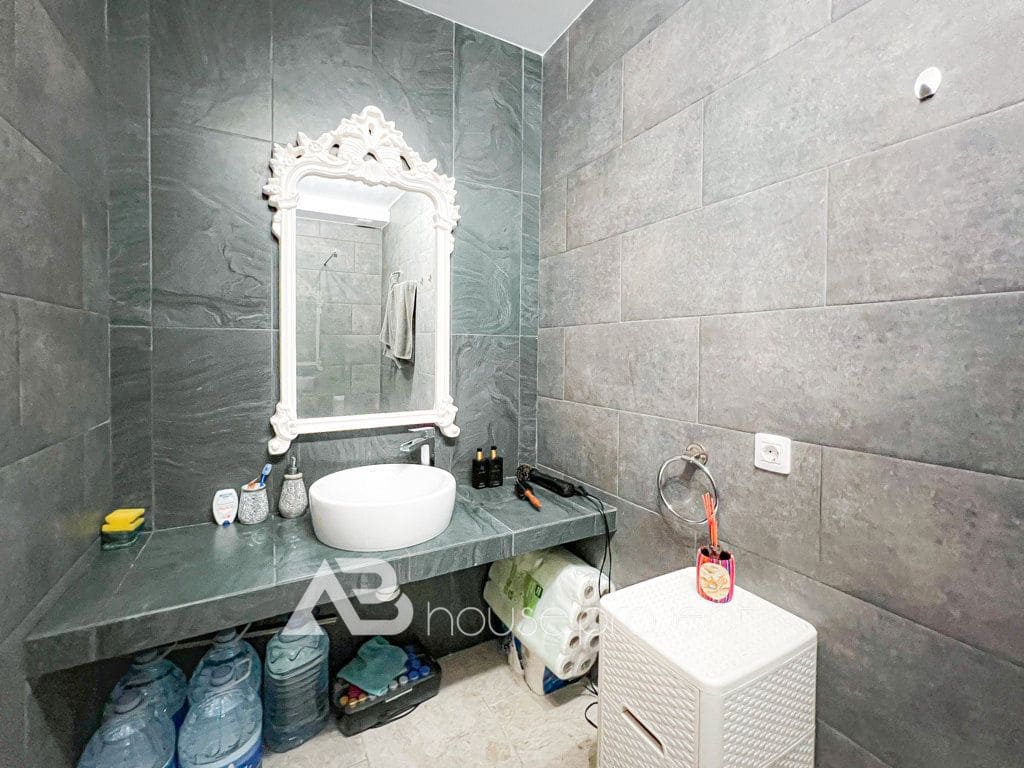 5 soveværelse Semi-Rækkehus til salg i Adeje med garage - € 625.000 (Ref: 9357376)