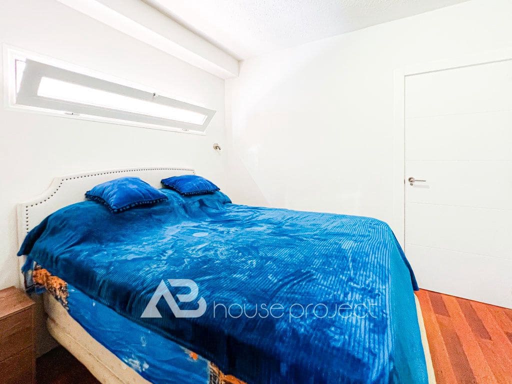 5 soveværelse Semi-Rækkehus til salg i Adeje med garage - € 625.000 (Ref: 9357376)