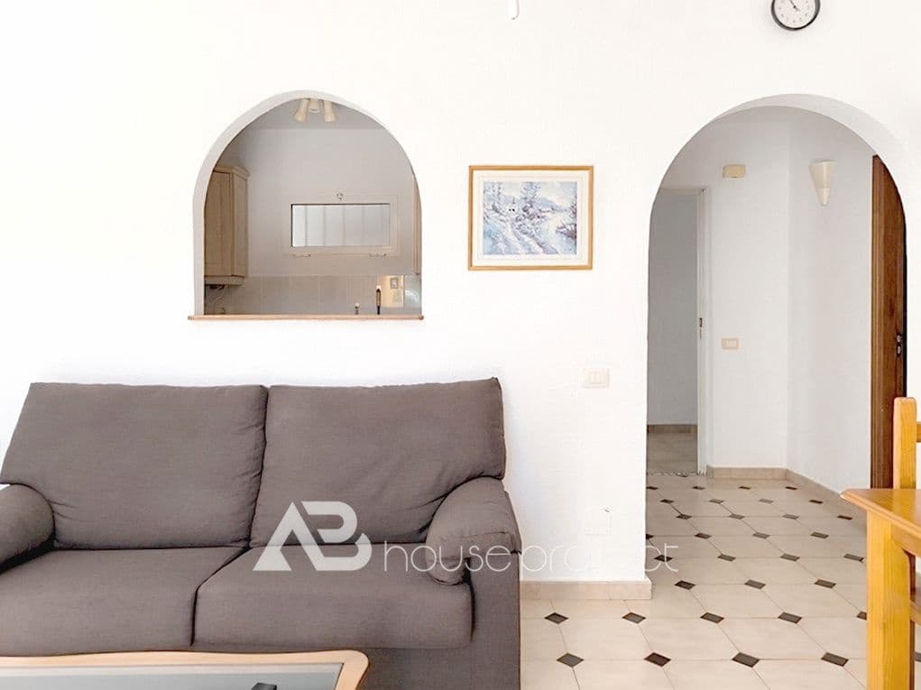 1 sovrum Lägenhet till salu i Adeje med pool - 269 000 € (Ref: 9357377)