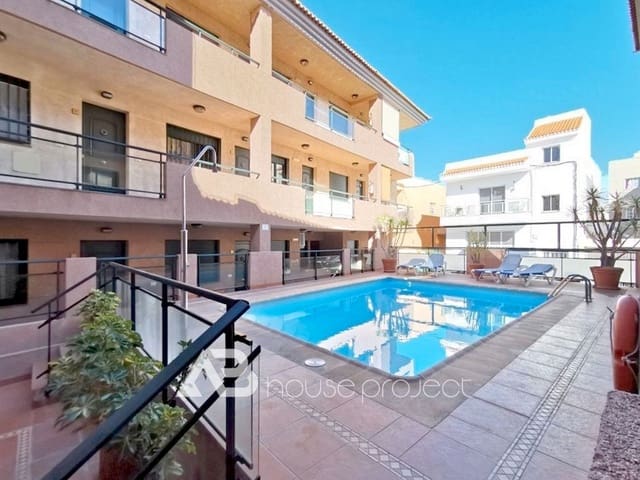 Piso de 1 habitación en Arona en venta con piscina garaje - 150.000 € (Ref: 9357379)