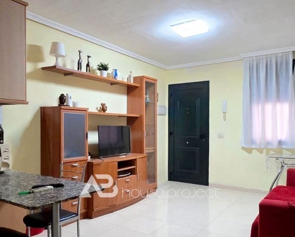 Piso de 1 habitación en Arona en venta con piscina garaje - 150.000 € (Ref: 9357379)