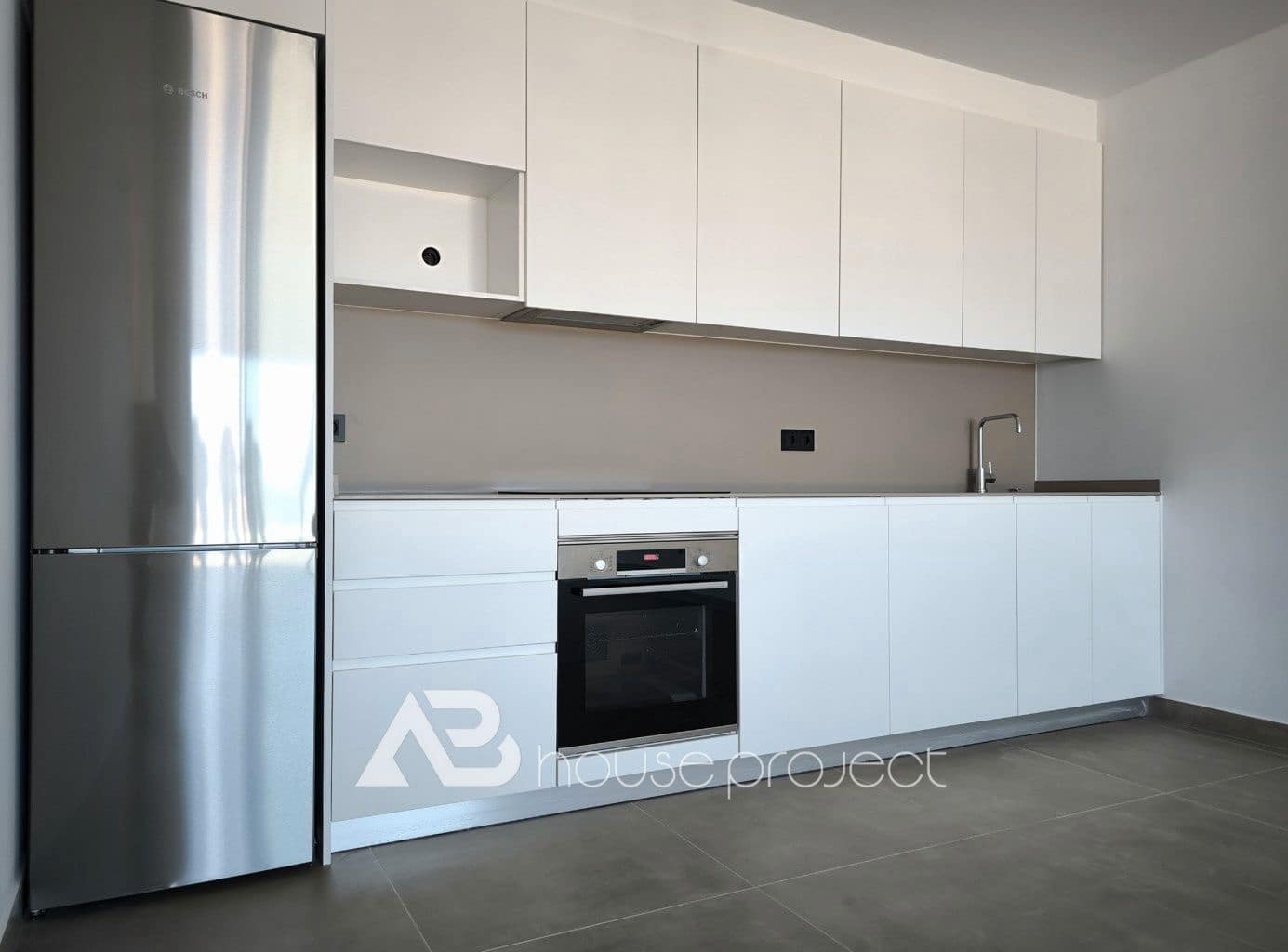 2 soverom Leilighet til salgs i Adeje med svømmebasseng garasje - € 550 000 (Ref: 9357383)