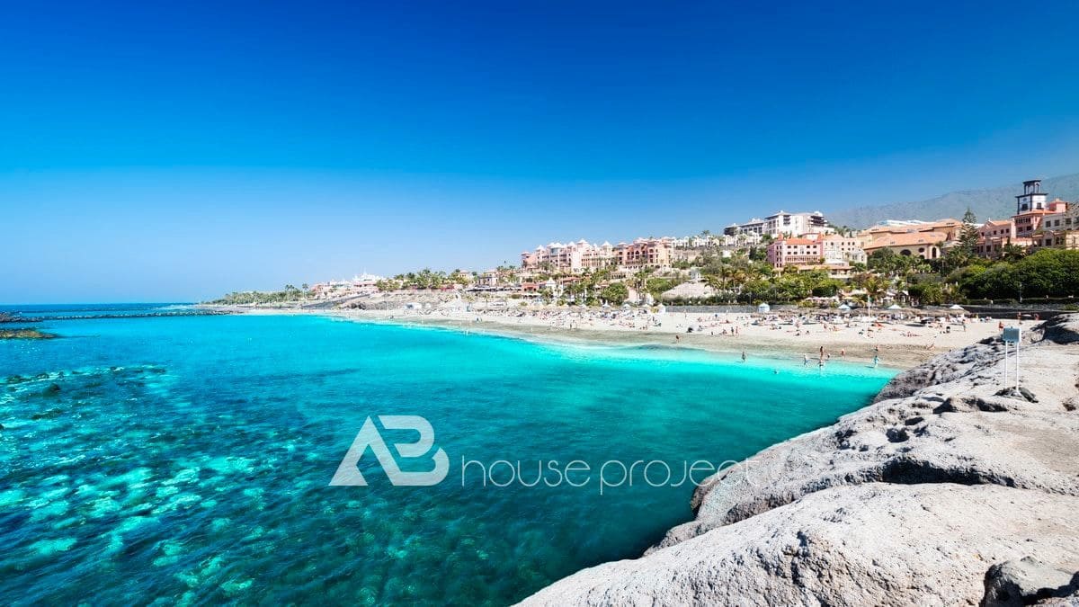 3 quarto Penthouse para venda em Adeje com piscina garagem - 1 295 000 € (Ref: 9357384)