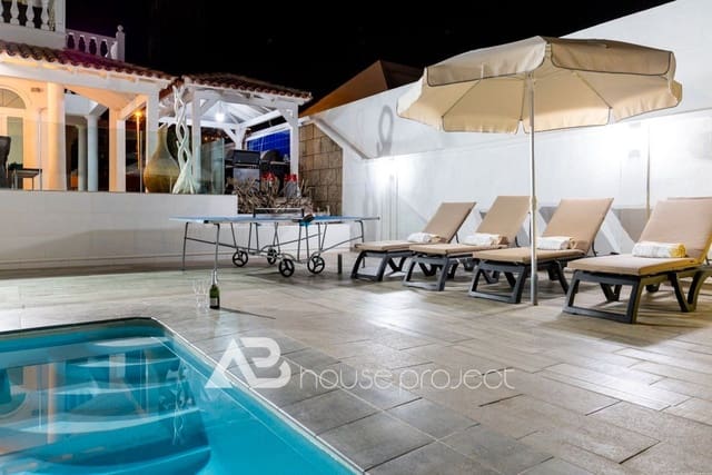 4 quarto Moradia para venda em Playa de Fañabé Alto, Adeje com piscina garagem - 2 150 000 € (Ref: 9357385)