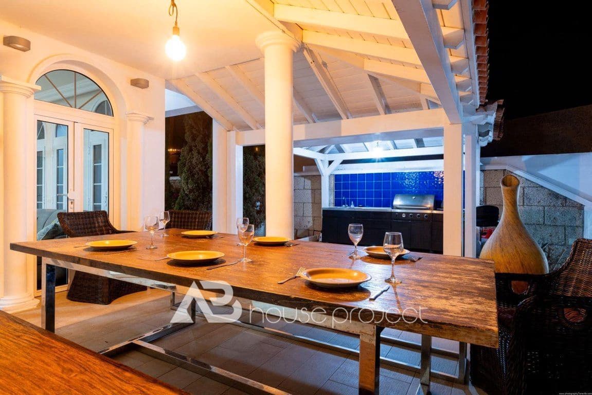 4 quarto Moradia para venda em Adeje com piscina garagem - 2 150 000 € (Ref: 9357385)