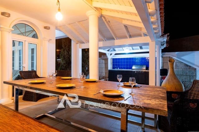 4 quarto Moradia para venda em Playa de Fañabé Alto, Adeje com piscina garagem - 2 150 000 € (Ref: 9357385)