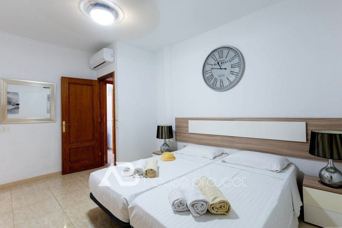 4 quarto Moradia para venda em Adeje com piscina garagem - 2 150 000 € (Ref: 9357385)