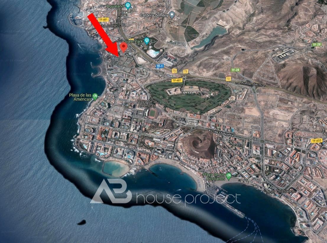 Estúdio para venda em Adeje com piscina - 240 000 € (Ref: 9357388)