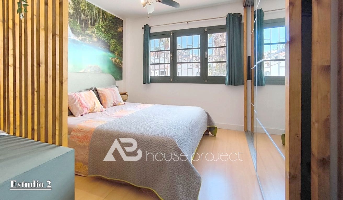 3 soveværelse Lejlighed til salg i Adeje med swimmingpool - € 385.000 (Ref: 9357392)