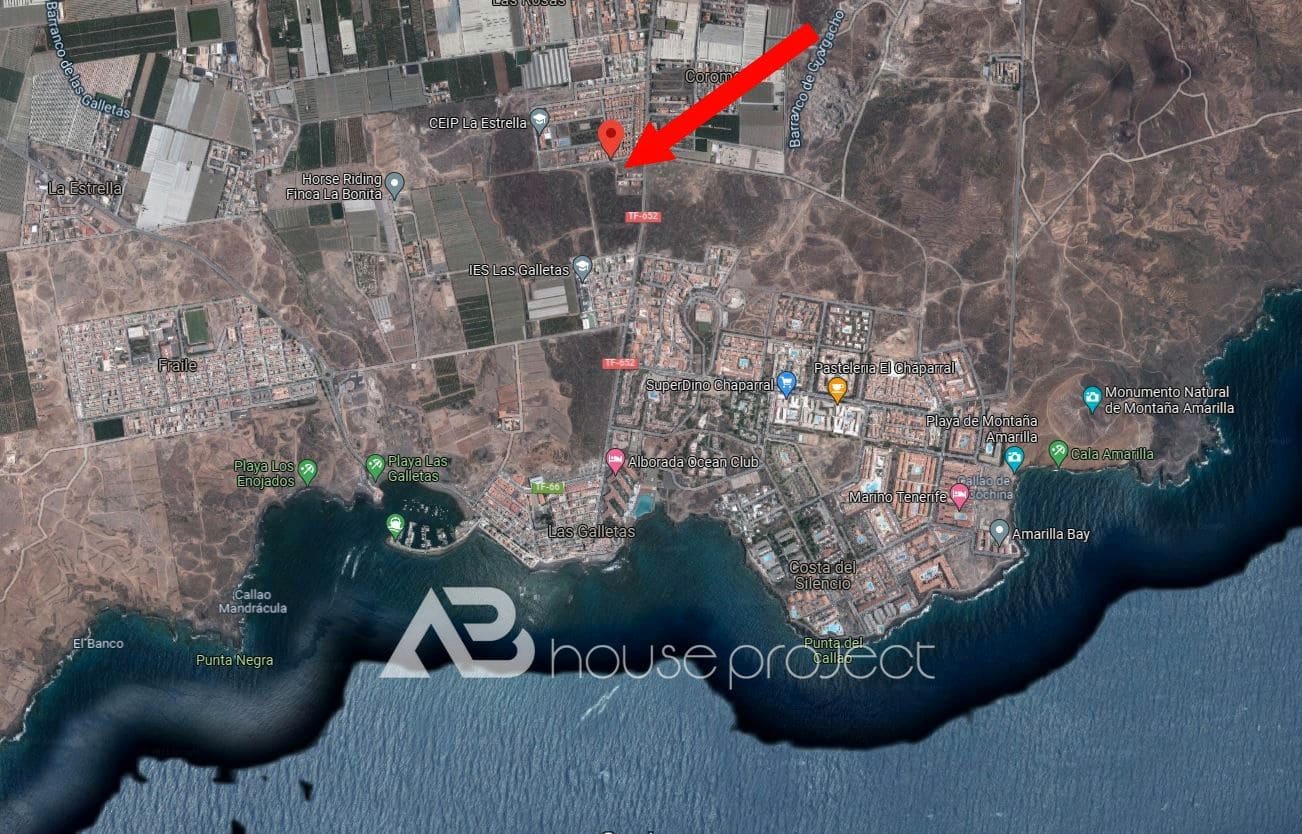 Piso de 2 habitaciones en Arona en venta con garaje - 250.000 € (Ref: 9357395)