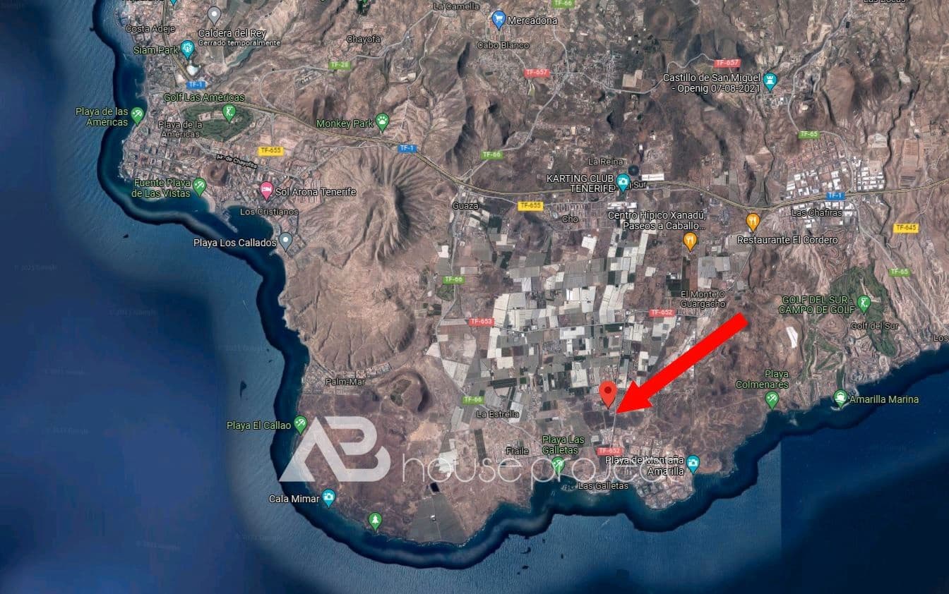 Piso de 2 habitaciones en Arona en venta con garaje - 250.000 € (Ref: 9357395)