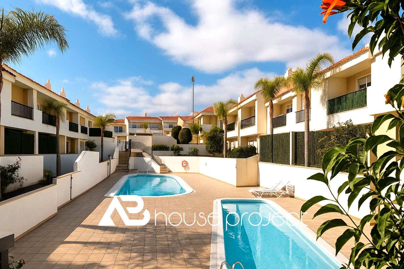 5 sypialnia Dom na sprzedaż w Adeje z basenem garażem - 720 000 € (Ref: 9357412)