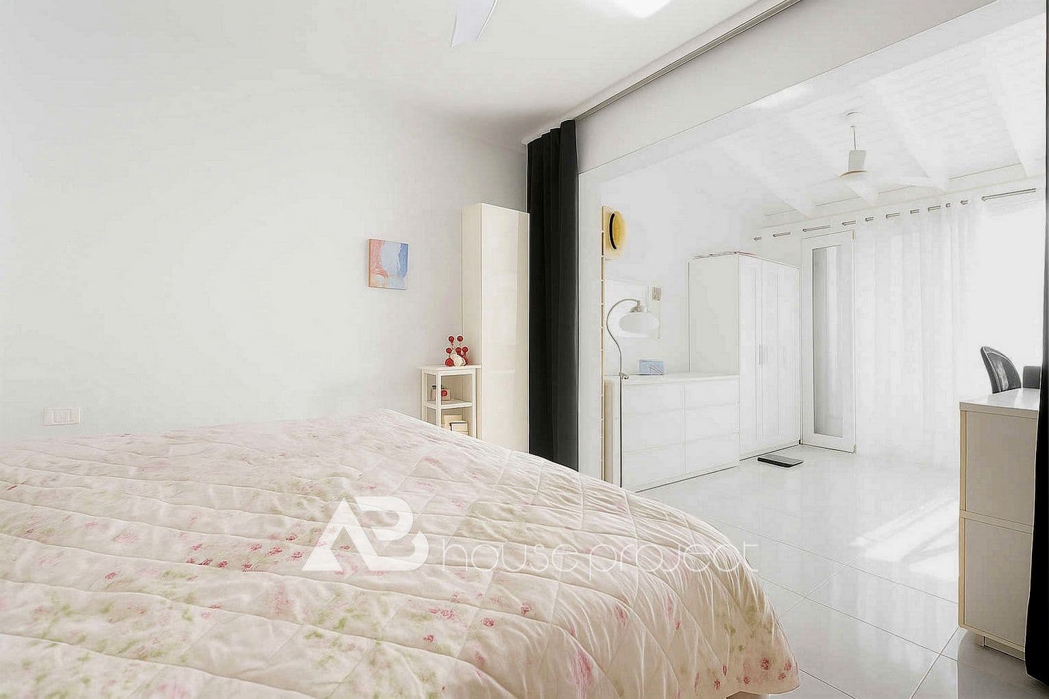 1 makuuhuone Asunto myytävänä paikassa Santiago del Teide mukana uima-altaan 
autotalli - 230 000 € (Ref: 9379986)