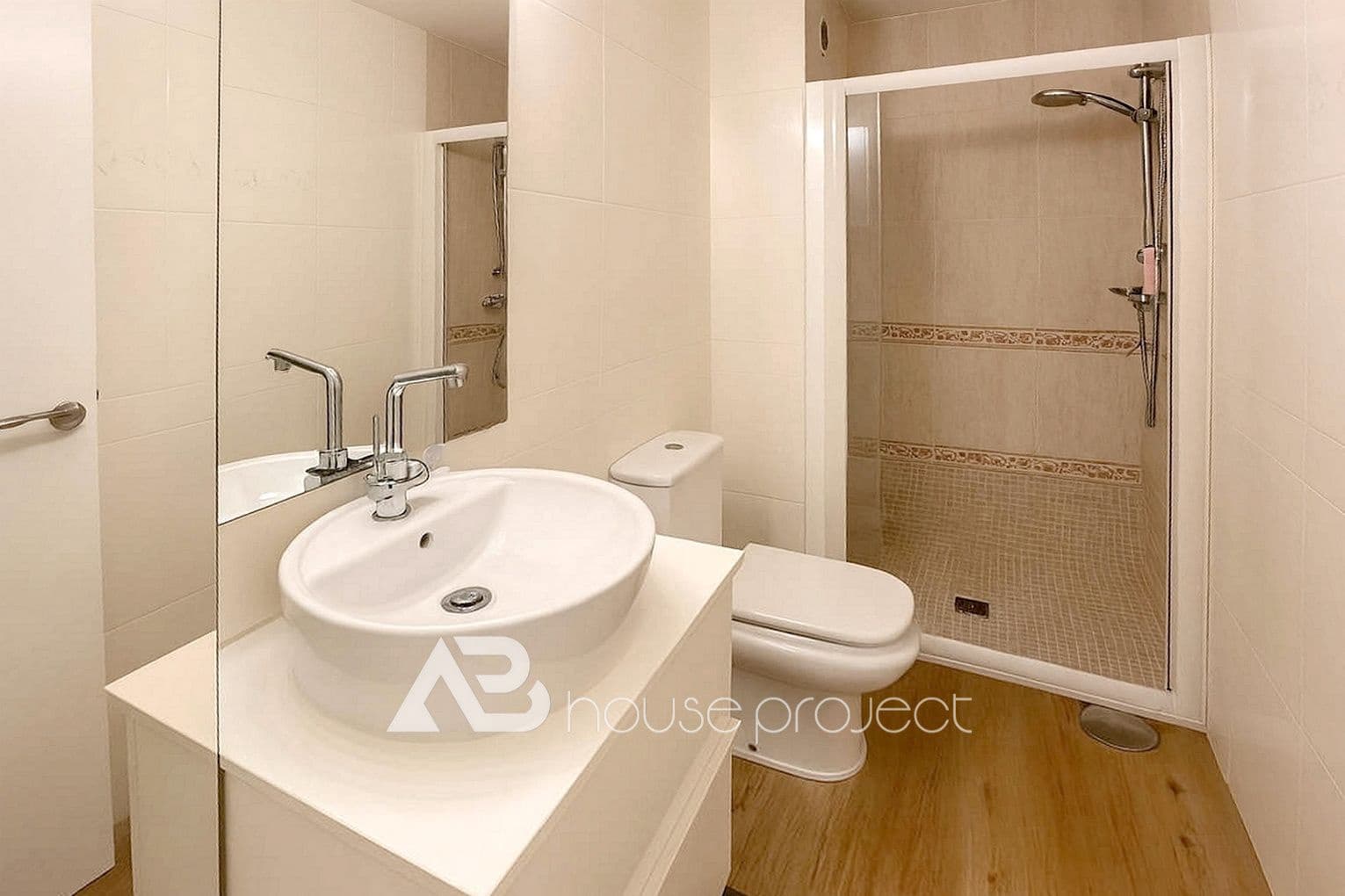 2 soverom Leilighet til salgs i Adeje med svømmebasseng garasje - € 380 000 (Ref: 9379987)