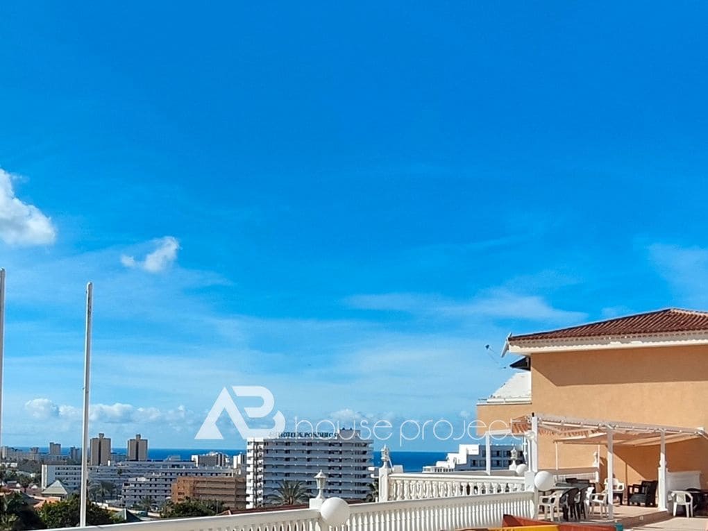 Studio til salg i Adeje med swimmingpool - € 189.000 (Ref: 9379988)