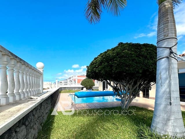 3 soveværelse Villa til salg i Puerto Santiago, Santiago del Teide med swimmingpool garage - € 1.080.000 (Ref: 9394469)