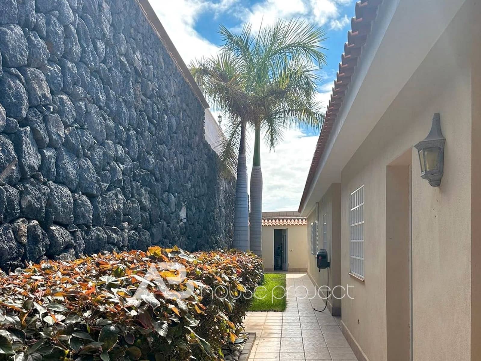 3 soveværelse Villa til salg i Santiago del Teide med swimmingpool garage - € 1.080.000 (Ref: 9394469)